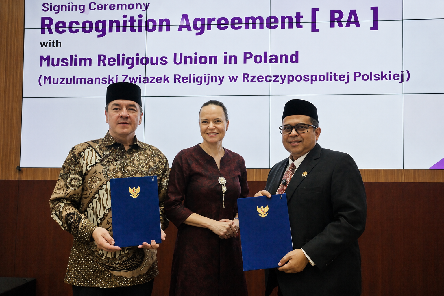 BPJPH Tandatangani Kerja Sama Jaminan Produk Halal dengan Lembaga Halal Polandia