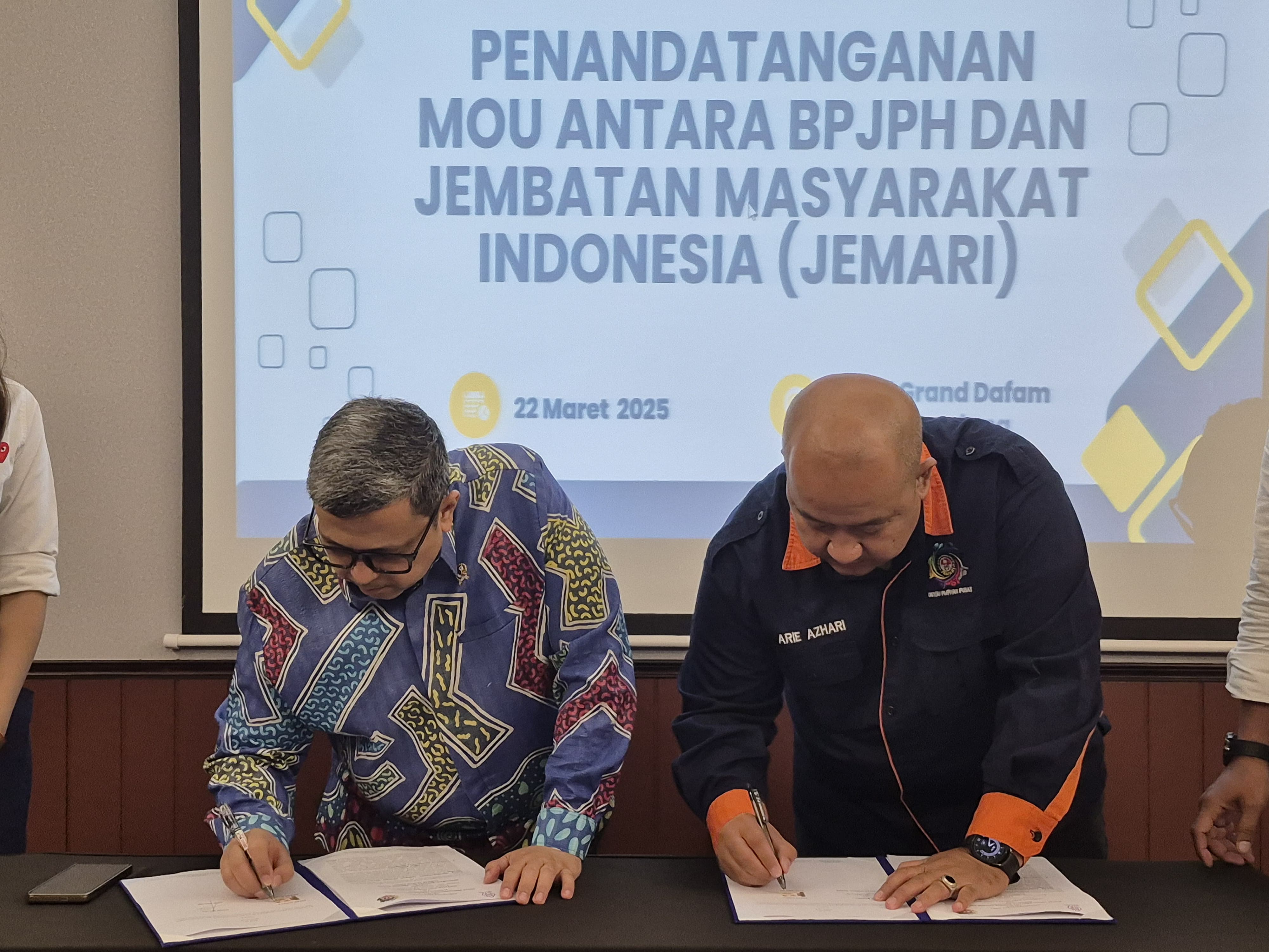 BPJPH-JEMARI Jalin Kerja Sama Program Sertifikasi Halal